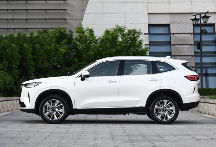 SUV Trung Quốc giá rẻ gần 400 triệu vừa ra mắt đẹp long lanh
